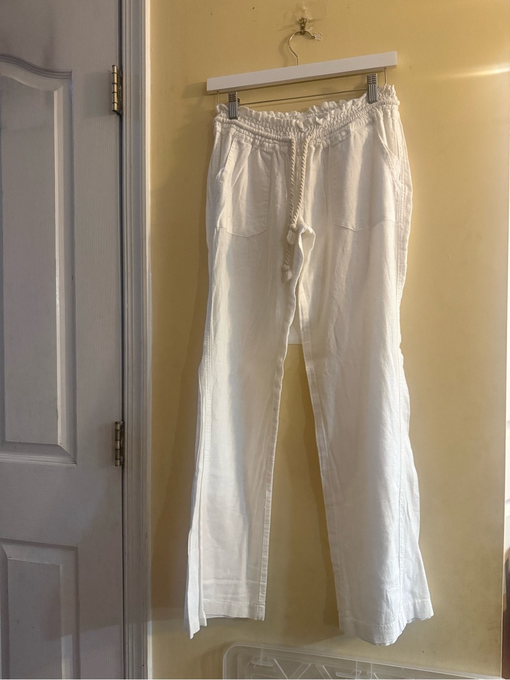 Roxy White Drawstring Pants, small